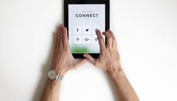 Consultoria para Integração de Tecnologia e NegóciosSeu negócio quer usar mídias sociais, mas não sabe como? Quer aumentar a PRODUTIVIDADE da sua equipe usando ferramentas virtuais mas tem dúvidas? Precisa reduzir custos mas não tem certeza da melhor tecnologia para seu negócio? A Plus oferece uma serviço de aconselhamento e implementação das mais novas tecnologias latentes para PMEs (Pequenas e Médias Empresas) de forma acessível e com resultados rápidos.